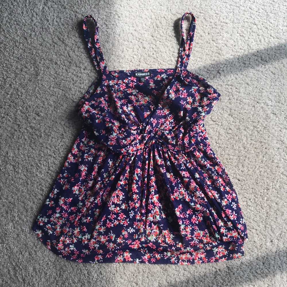 And top flowy
